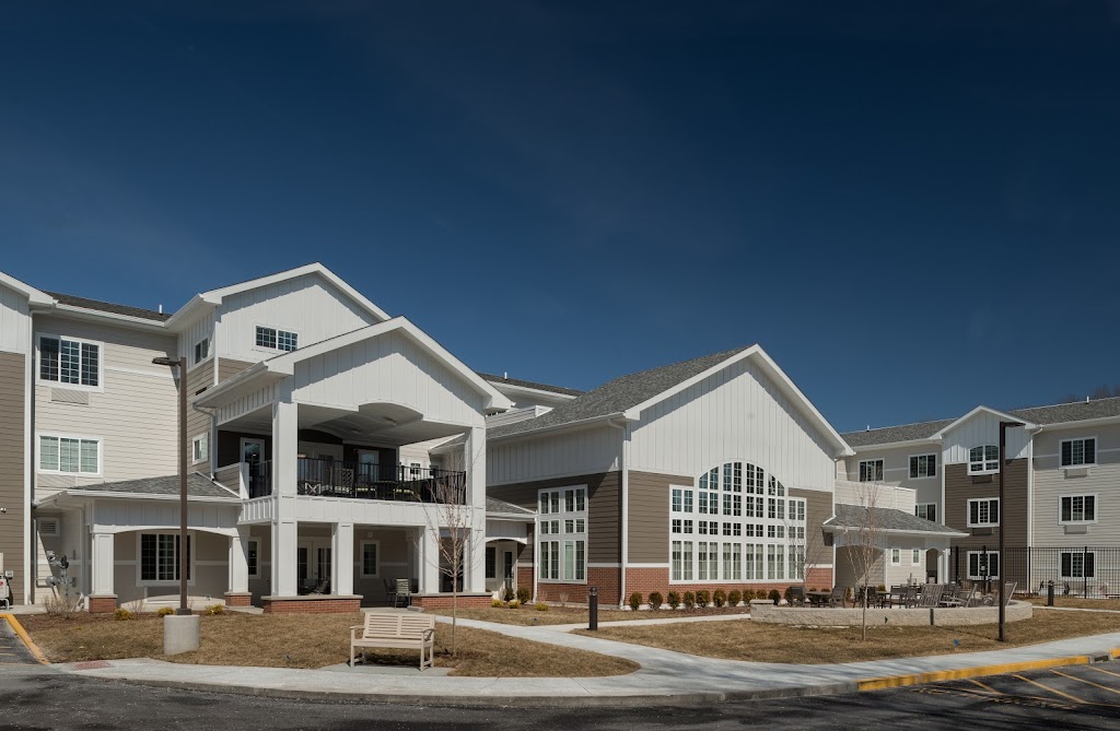 Charter Senior Living of Brookfield | 291 Federal Rd, Brookfield, CT 06804, USA | Phone: (203) 742-1547