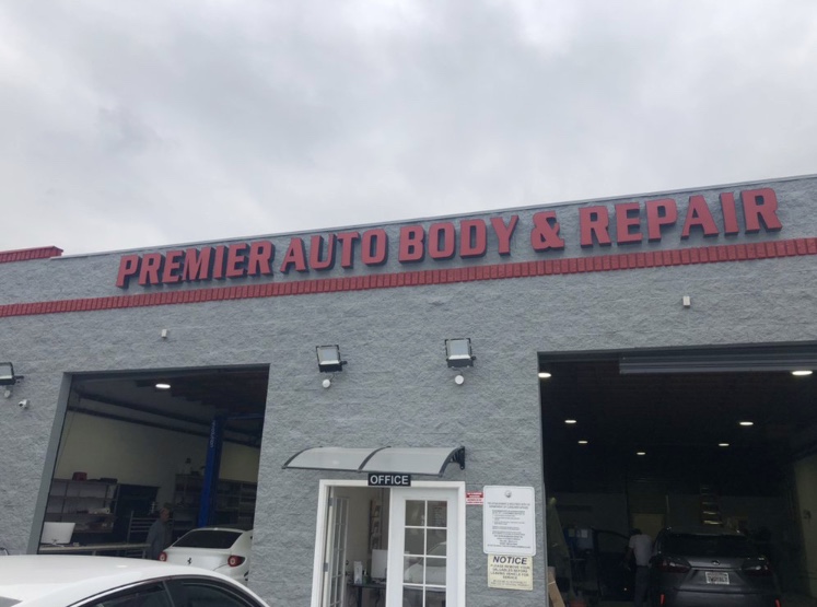 Premier Auto Body and Repair | 623 W Broadway, Glendale, CA 91204, USA | Phone: (818) 696-9100