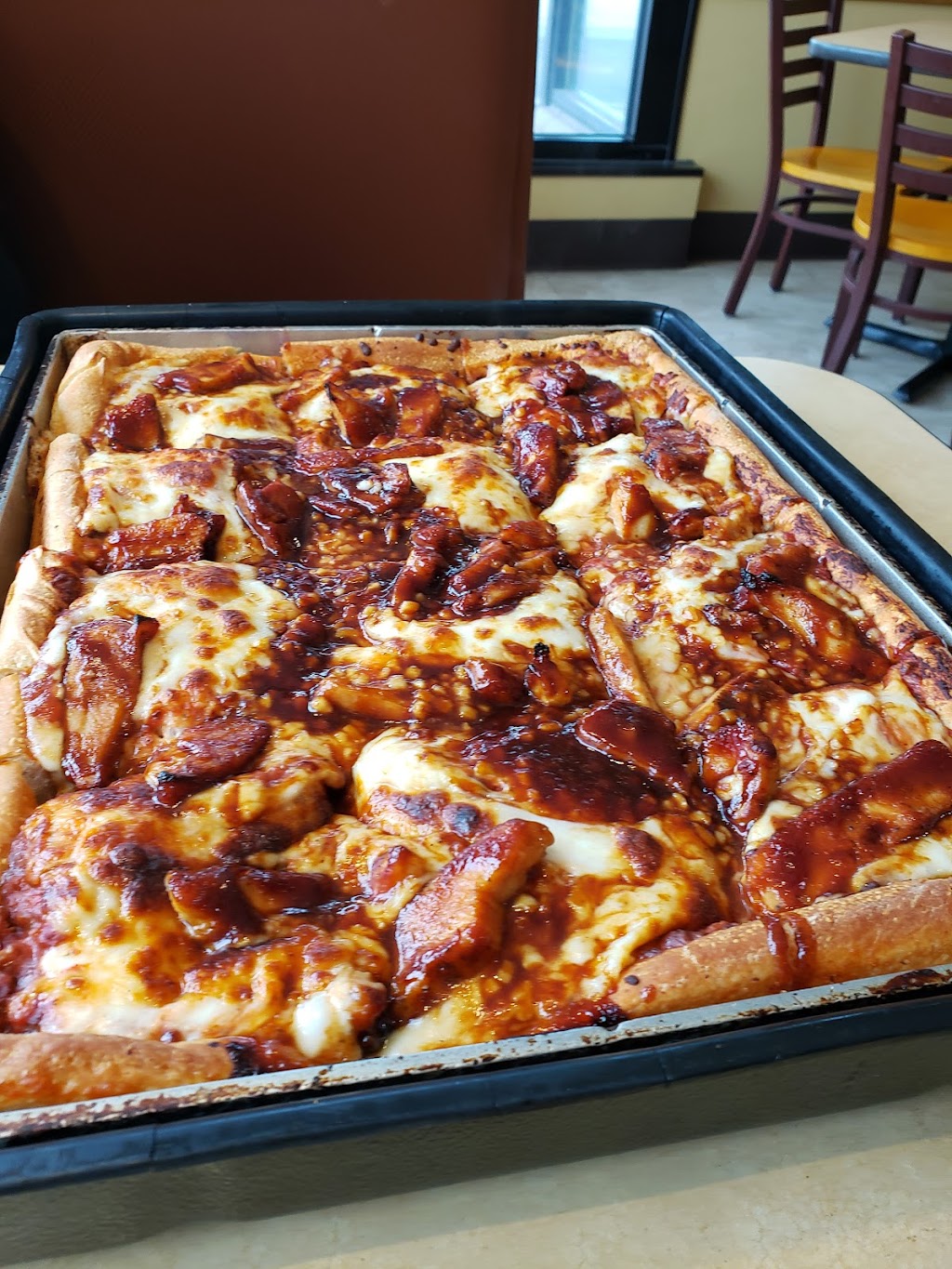 Rocky Rococo Pan Style Pizza | 2828 Prairie Lakes Dr, Sun Prairie, WI 53590, USA | Phone: (608) 825-2555