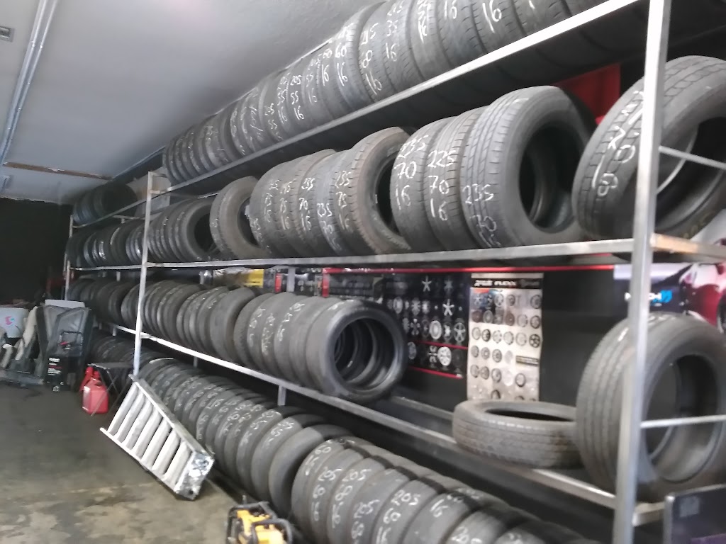 Juniors Tires & Wheels | 5090 Holt Blvd, Montclair, CA 91763, USA | Phone: (909) 971-3633