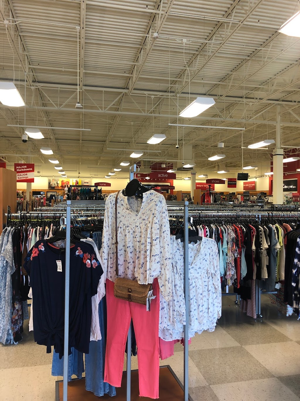 T.J. Maxx | 4212 S Western Ave, Marion, IN 46953, USA | Phone: (765) 674-3548