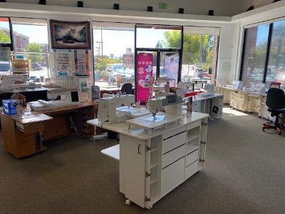 ABS Sewing/InStitches | 450 Gateway Dr, Dixon, CA 95620, USA | Phone: (707) 455-8133