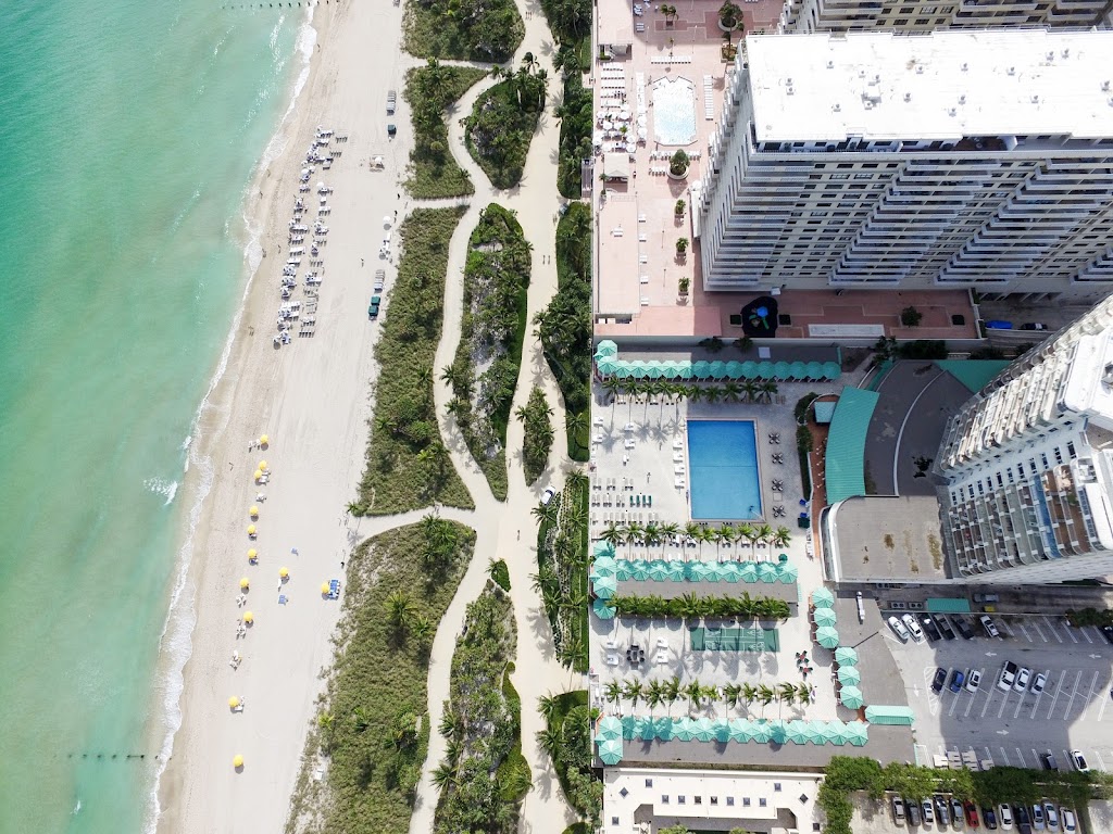 Sea View Hotel | 9909 Collins Ave, Bal Harbour, FL 33154 | Phone: (305) 866-4441