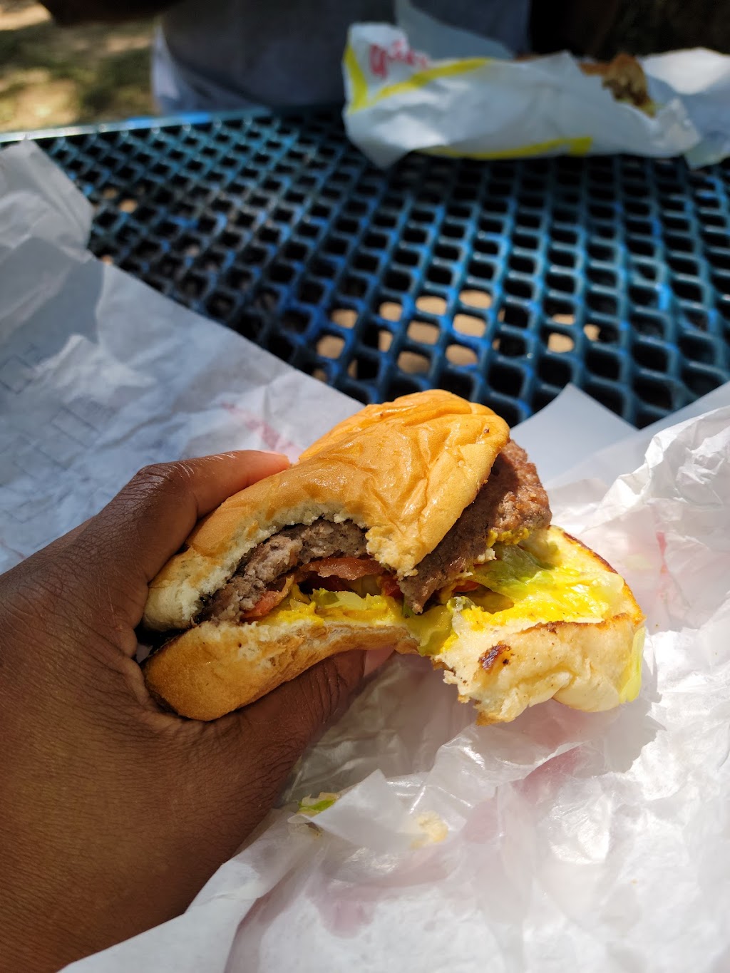 Griffs Hamburgers | 4224 E Lancaster Ave, Fort Worth, TX 76103, USA | Phone: (817) 534-8222