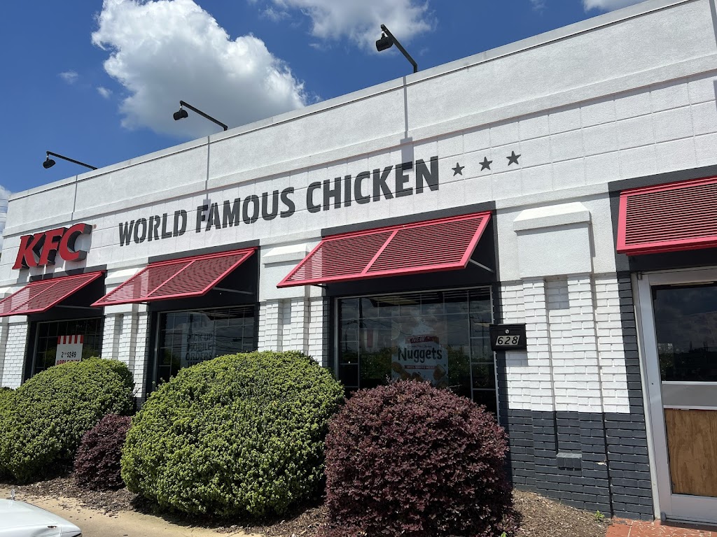 KFC | 628 E Innes St, Salisbury, NC 28144, USA | Phone: (704) 636-7131