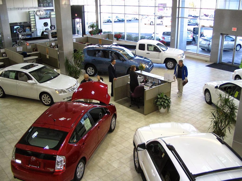 Copeland Toyota | 970 W Chestnut St, Brockton, MA 02301, USA | Phone: (508) 584-2440