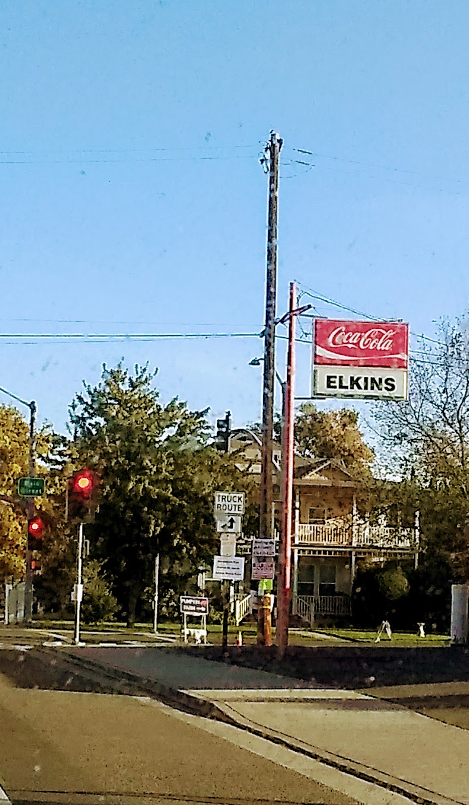 Elkins Frosty | 415 D St, Wheatland, CA 95692 | Phone: (530) 633-2813