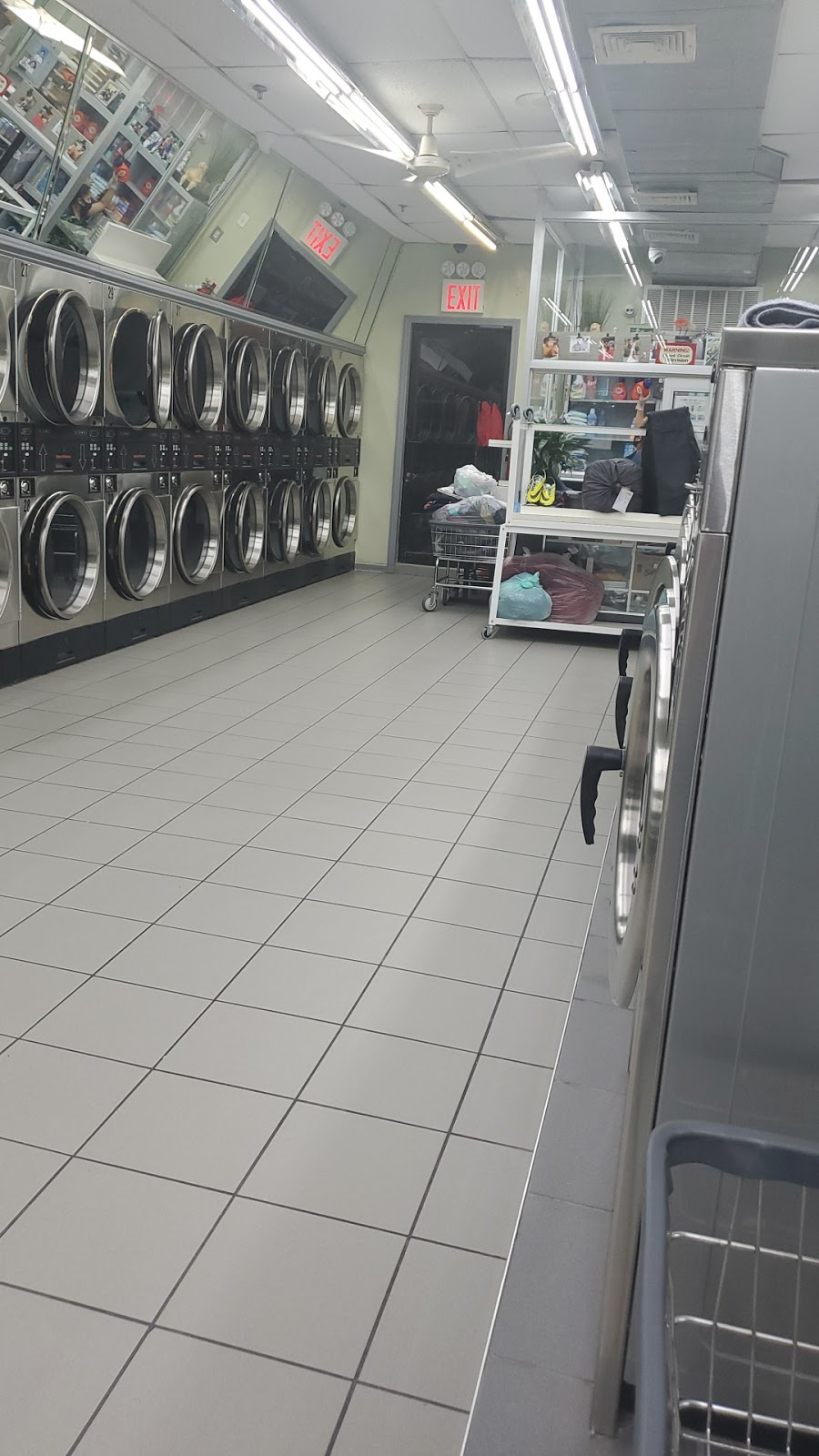 Isabels Laundry | 37-24 103rd St, Queens, NY 11368, USA | Phone: (718) 899-0970