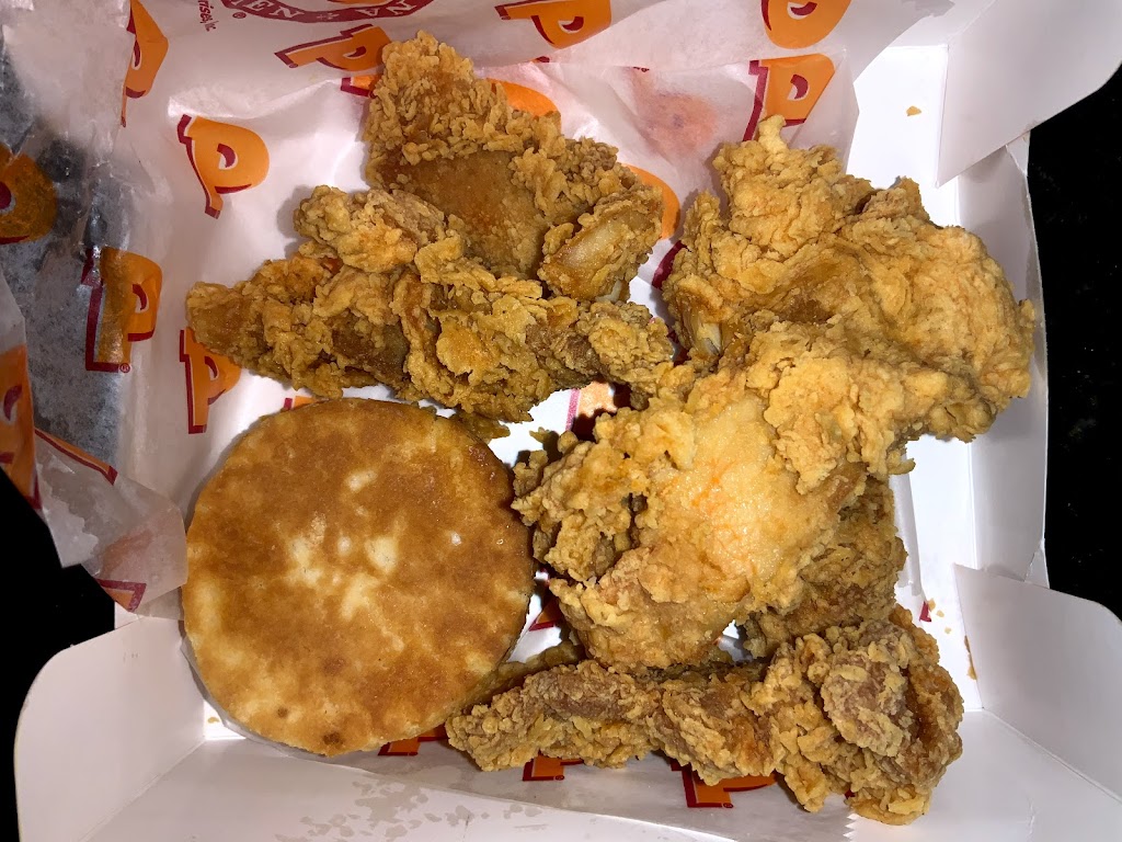 Popeyes Louisiana Kitchen | 4238 S Claiborne Ave, New Orleans, LA 70125, USA | Phone: (504) 269-8171