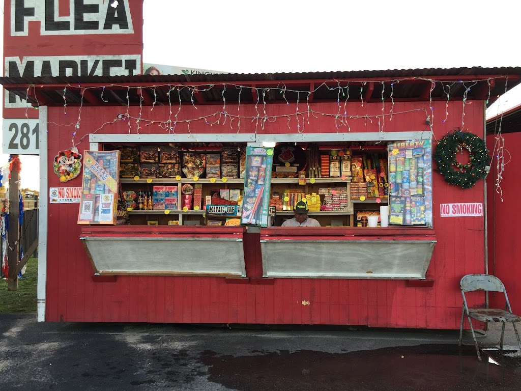 Whats Poppin Fireworks | 650 County Rd 3663, Splendora, TX 77372, USA | Phone: (281) 902-2664