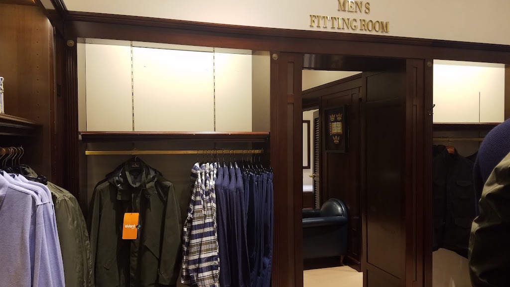 Brooks Brothers | 2128 Northern Blvd, Manhasset, NY 11030, USA | Phone: (516) 365-3502