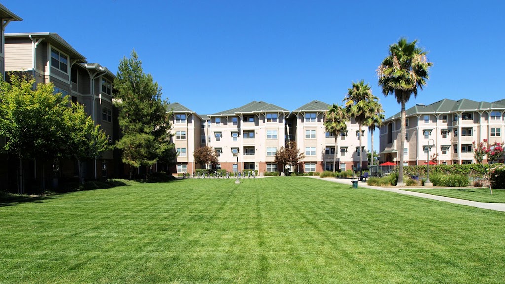 The U Apartments | 625 Cantrill Dr, Davis, CA 95618, USA | Phone: (530) 753-2440