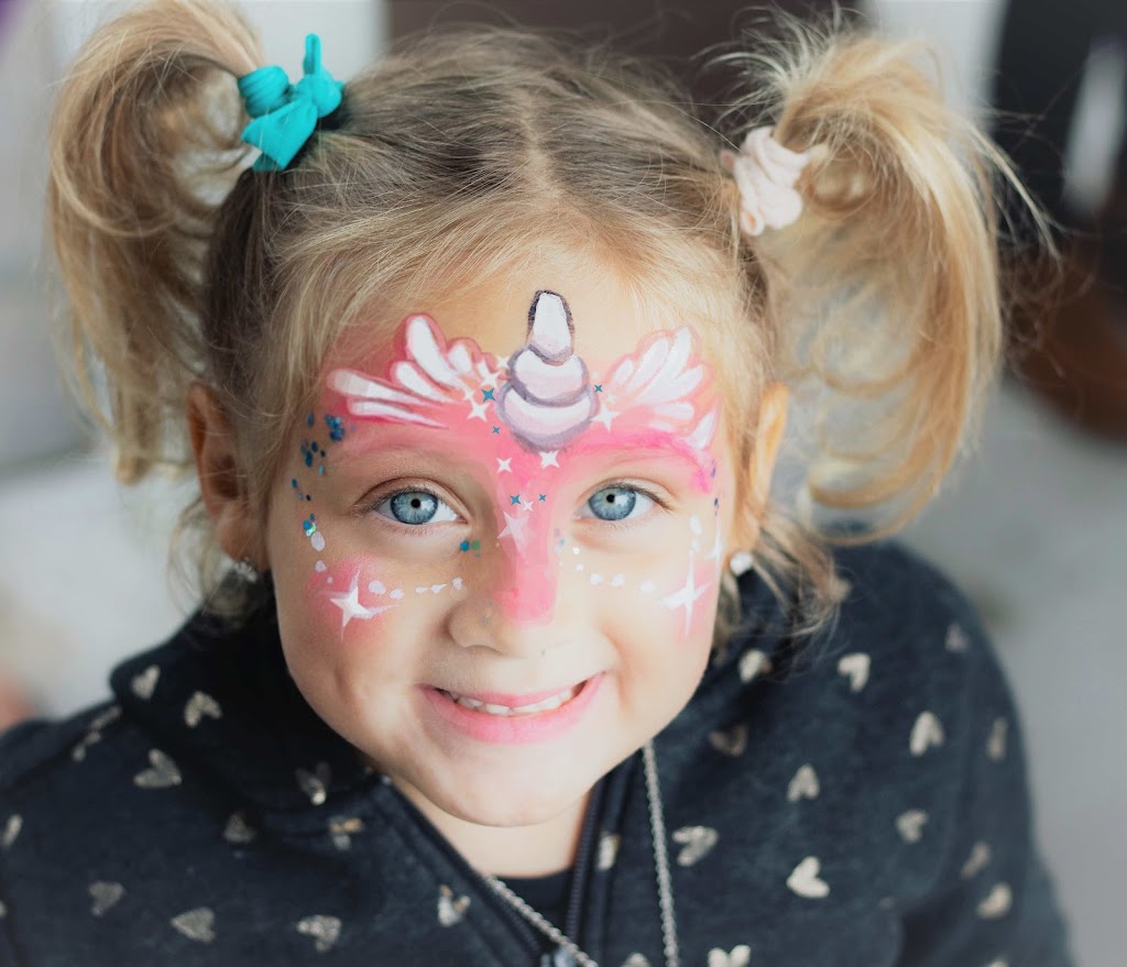 Sarasota Facepainter | 1825 Buccaneer Dr, Sarasota, FL 34231, USA | Phone: (941) 448-0321