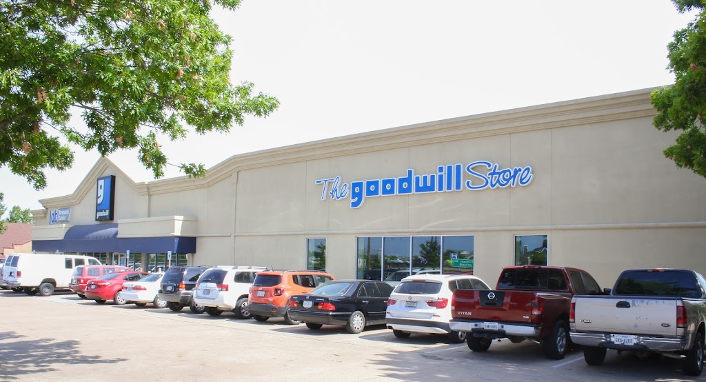 Goodwill Store - Lamar | 901 W Lamar Blvd, Arlington, TX 76012, USA | Phone: (817) 987-6986