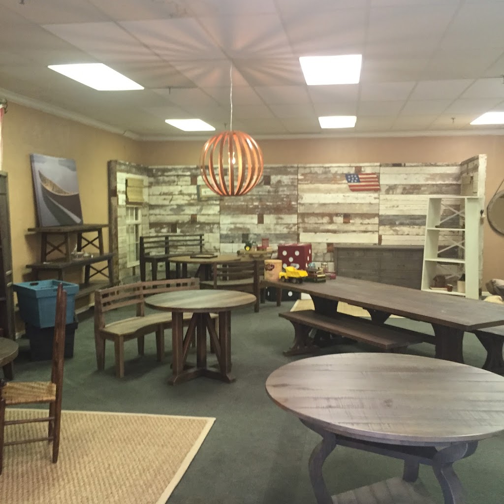 Mark Kings Lake Martin Furniture | 1425 Dadeville Rd, Alexander City, AL 35010, USA | Phone: (256) 234-4275