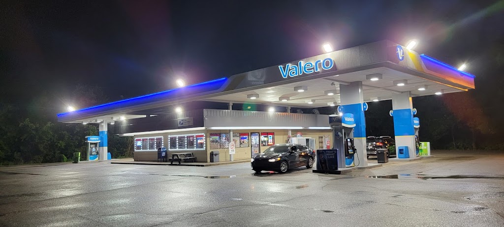 Clermont Valero Gas Station | 995 Clermont Rd, Shepherdsville, KY 40165, USA | Phone: (502) 531-0594