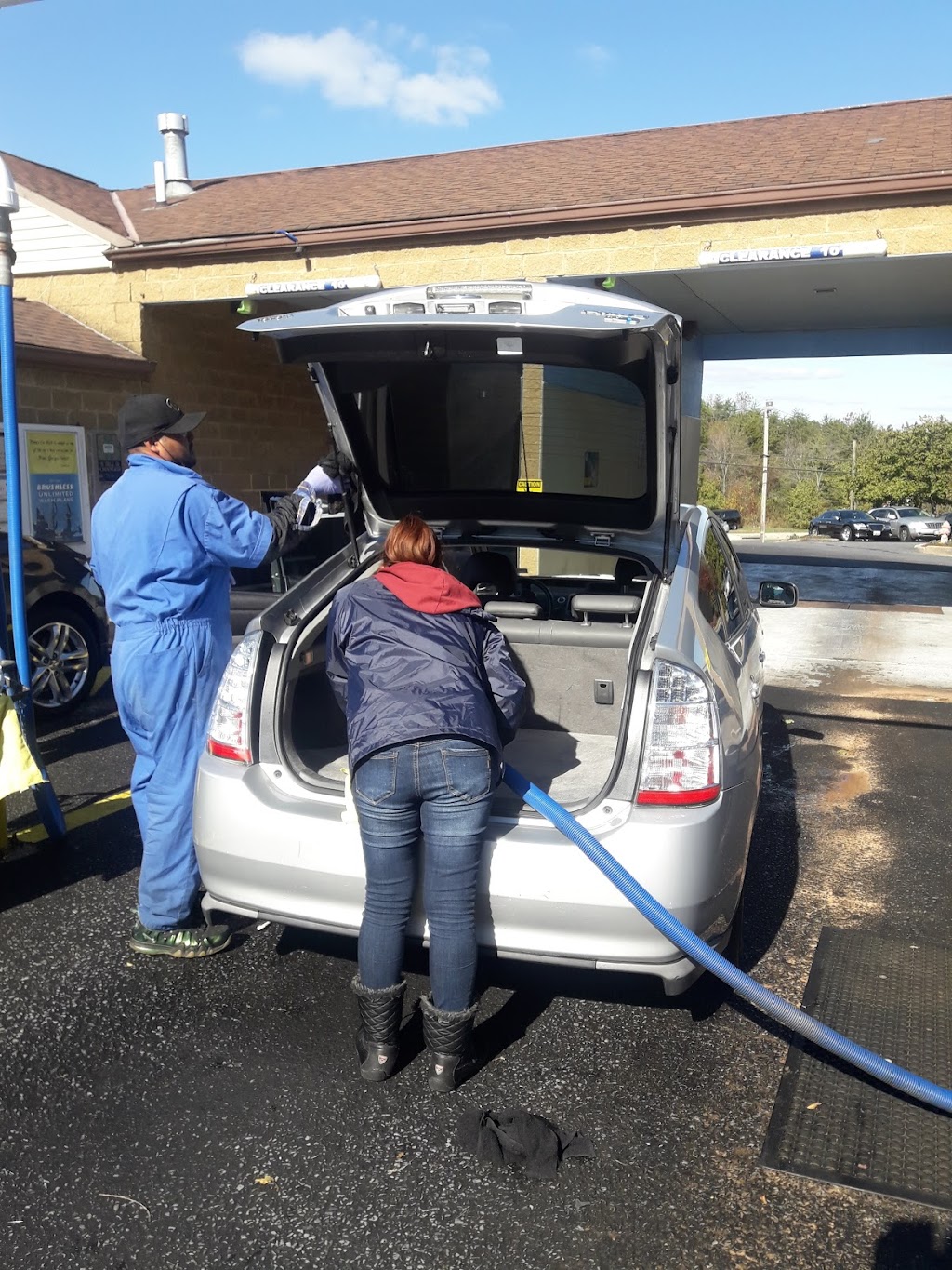 Pirates Car Wash | 10815 Lanham Severn Rd, Glenn Dale, MD 20769, USA | Phone: (301) 262-9292