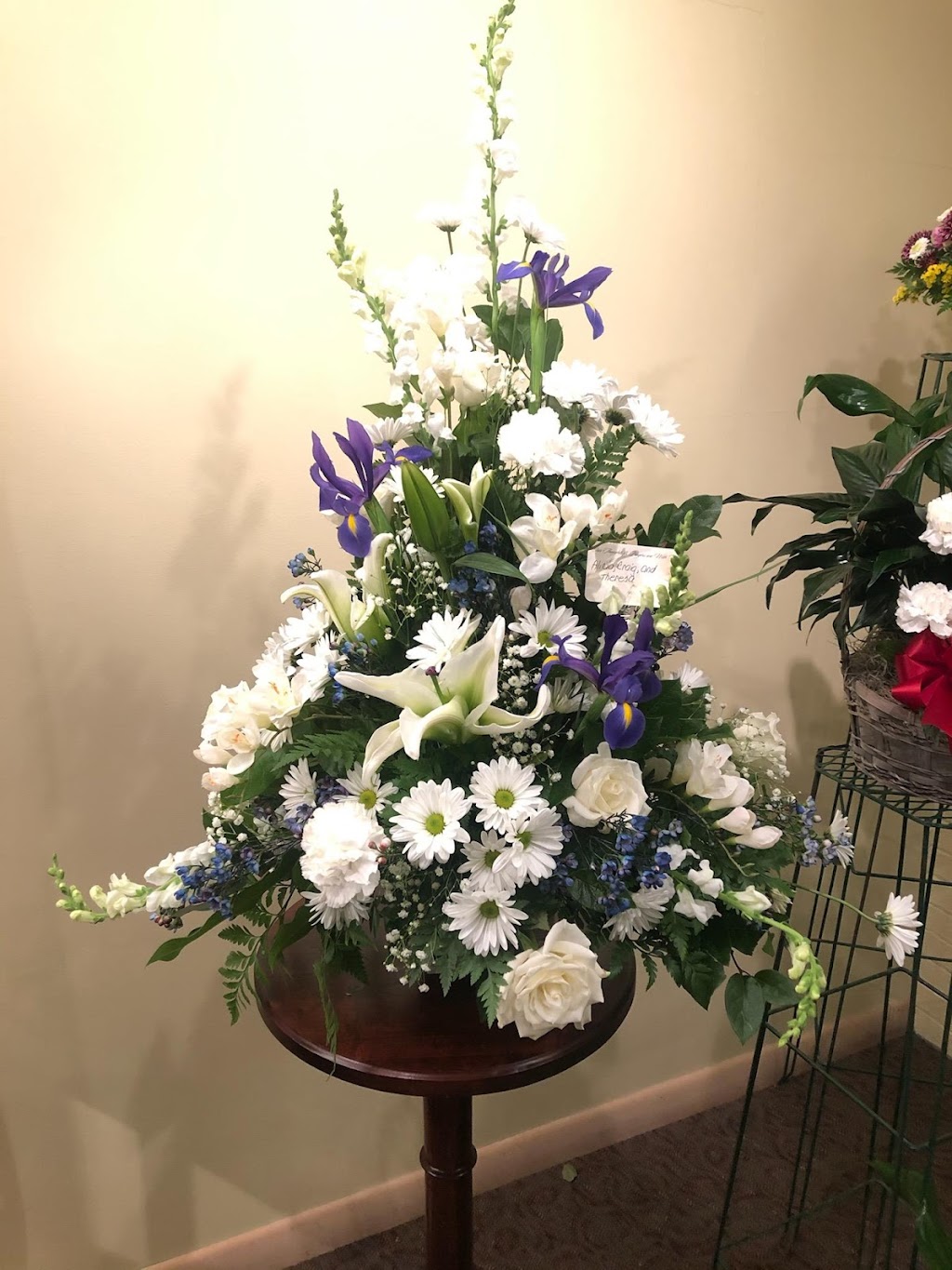 AJP Floral | 345 N 15th St, Sebring, OH 44672, USA | Phone: (330) 938-9190