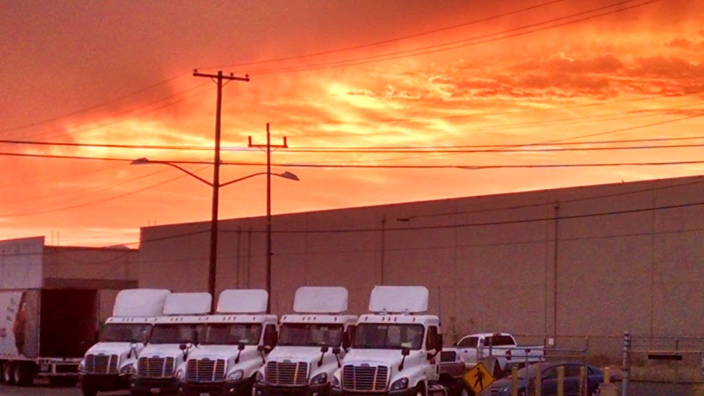 Grocery Outlet Distribution Center | 4400 Florin Perkins Rd, Sacramento, CA 95826, USA | Phone: (916) 379-4152