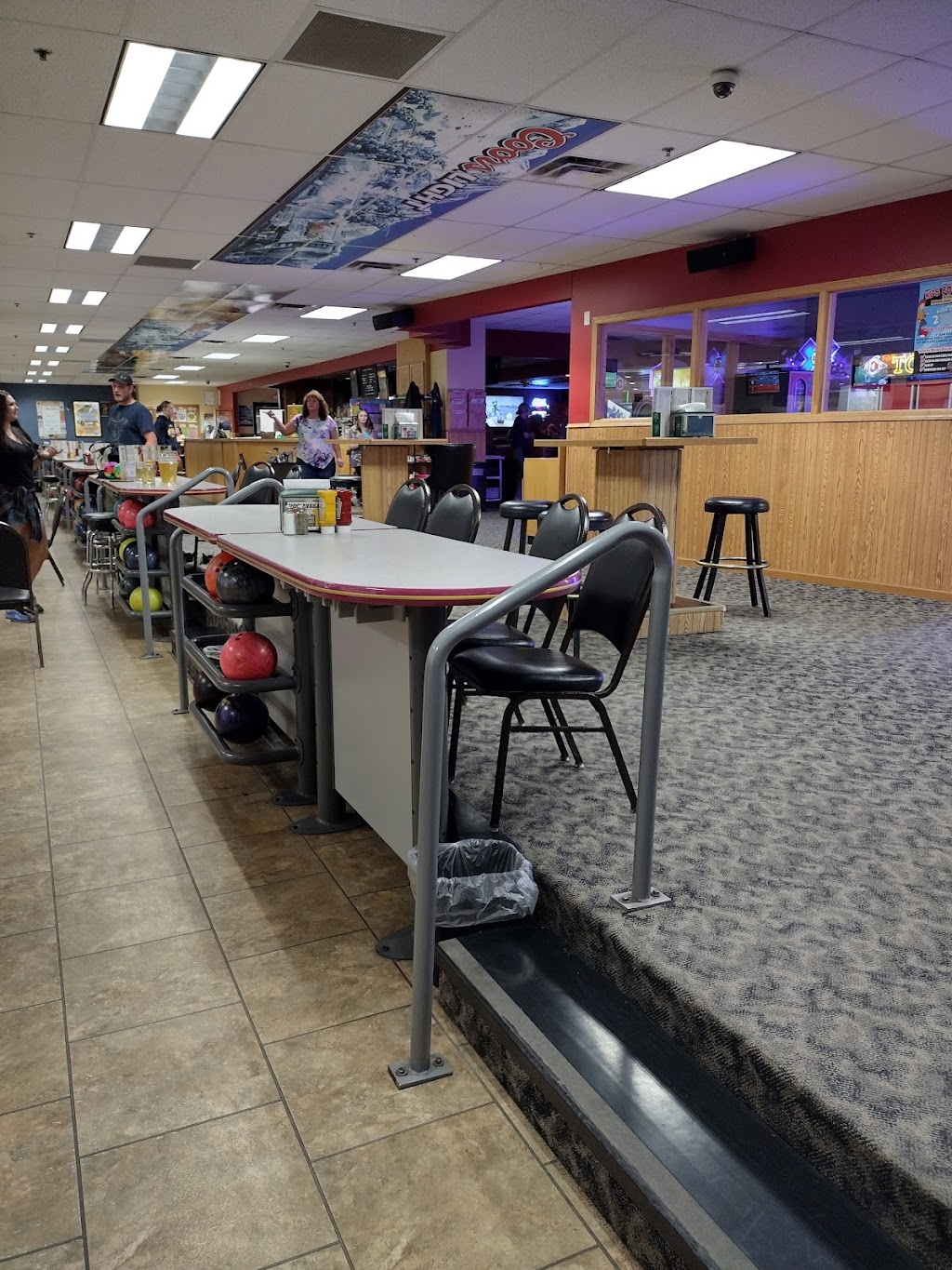 McPetes Sports Bar & Lanes | 590 Humboldt Dr, Big Lake, MN 55309, USA | Phone: (763) 263-6556