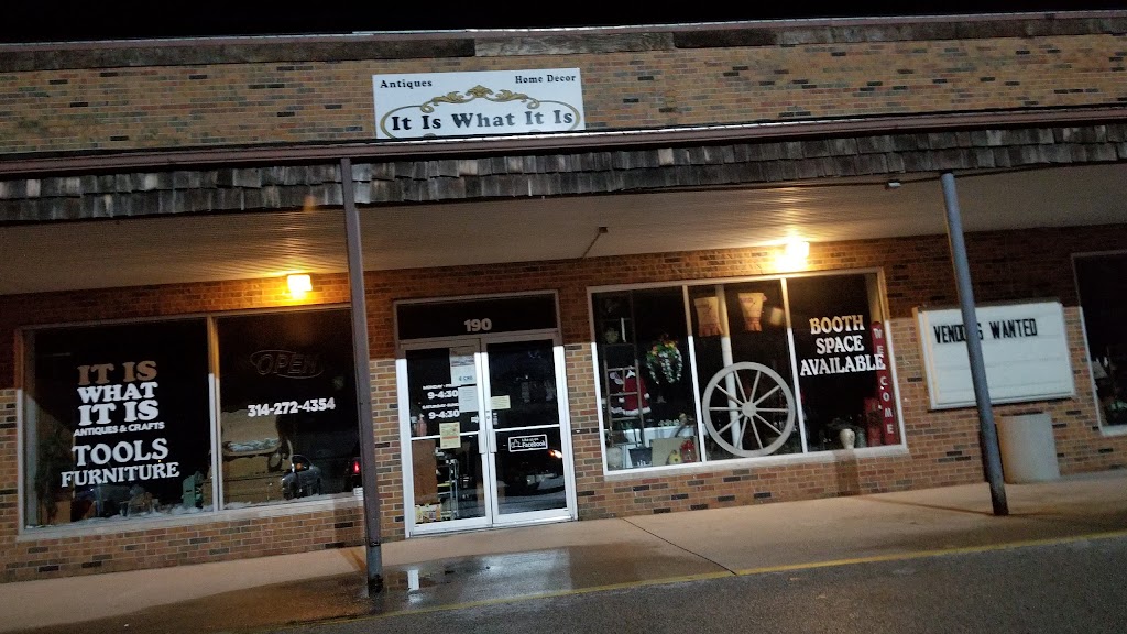 Carlinville Plaza Shopping Center | 5 Carlinville Plaza, Carlinville, IL 62626, USA | Phone: (217) 854-3029