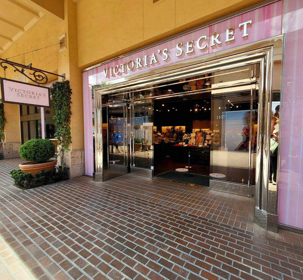 Victorias Secret | 1103 Newport Center Dr #2000, Newport Beach, CA 92660, USA | Phone: (949) 721-9606