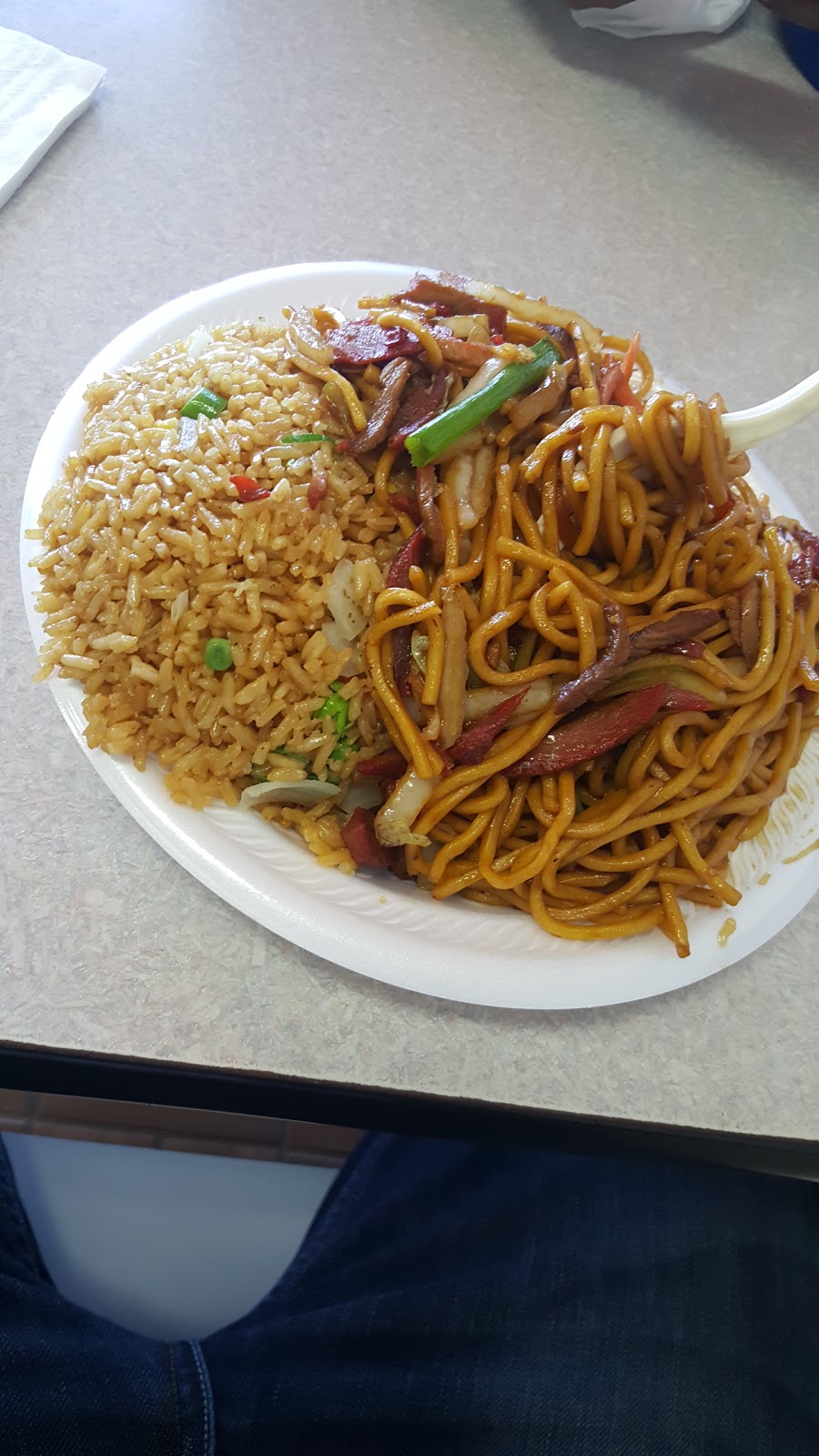 Golden Wok | 1216 Bridford Pkwy, Greensboro, NC 27407, USA | Phone: (336) 855-6161