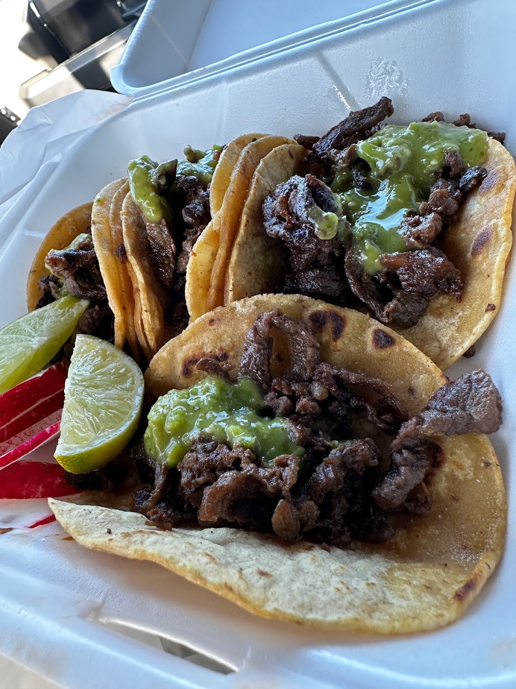 Tacos Chapala | 4895 CA-99, Stockton, CA 95215, USA | Phone: (209) 283-9584