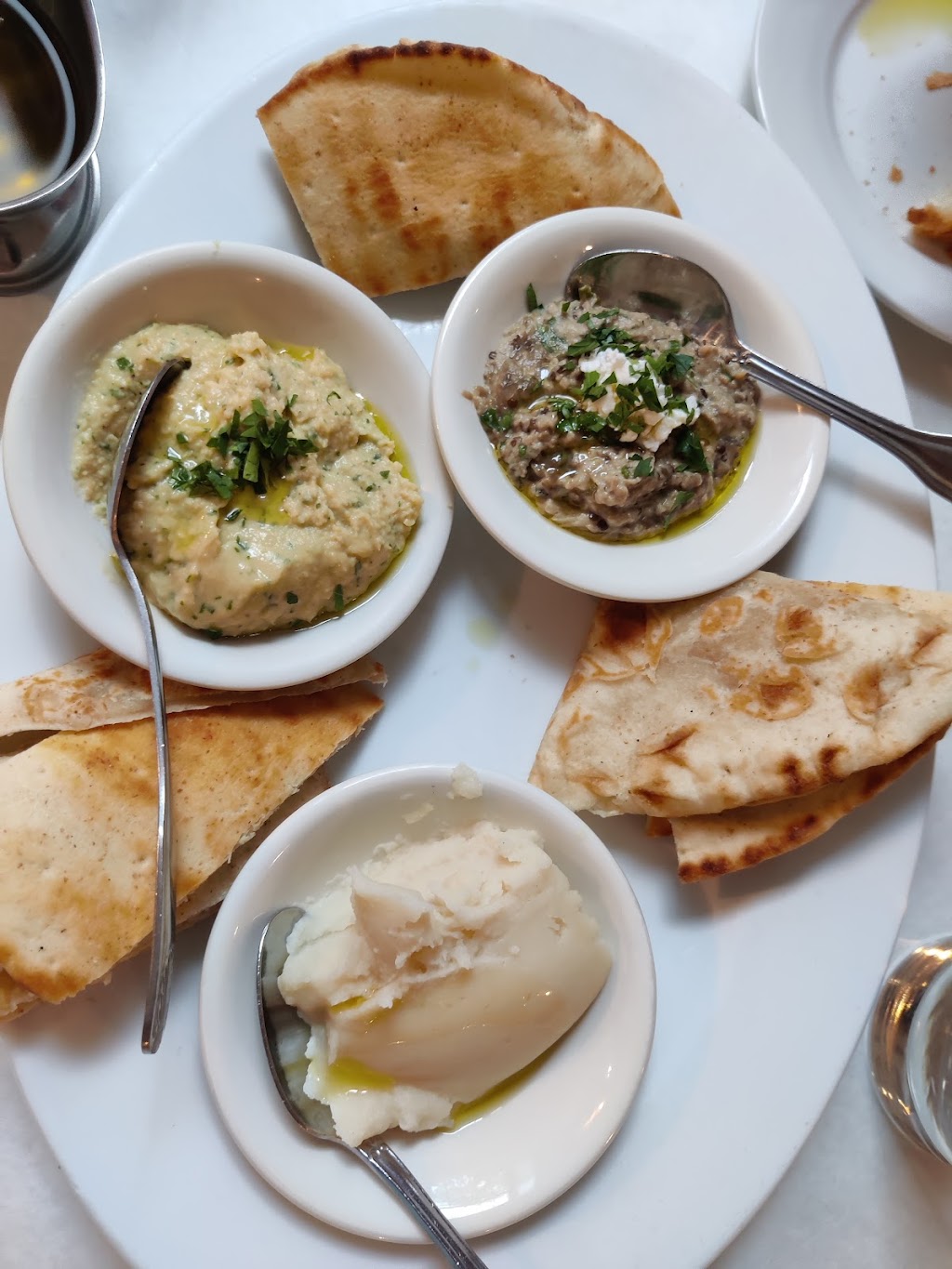 Meze | 6601 13th Ave, Brooklyn, NY 11219, USA | Phone: (718) 234-6393