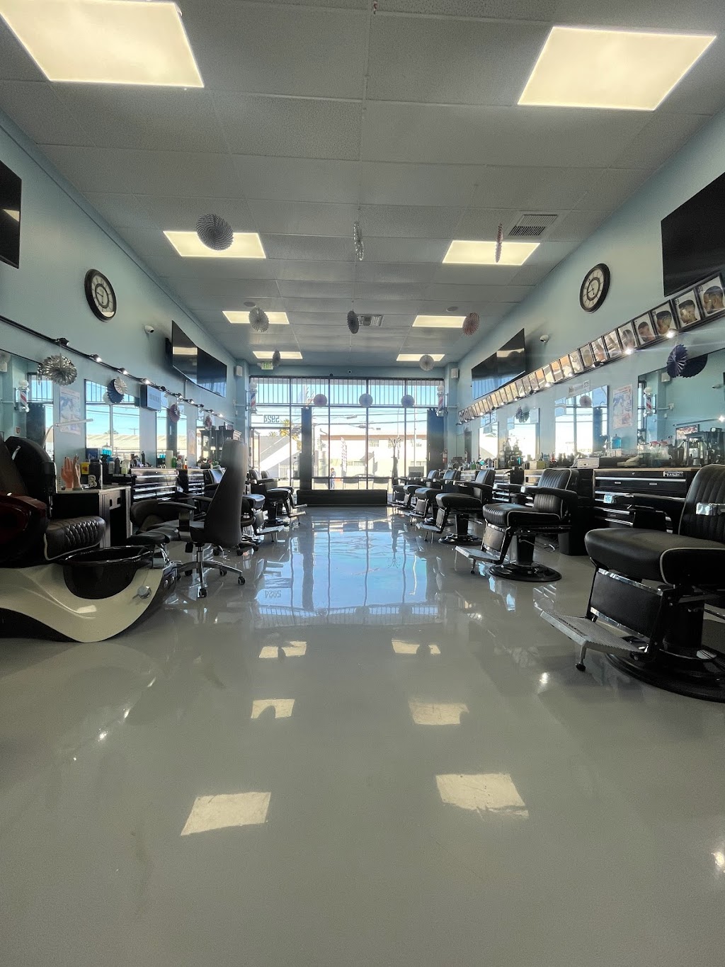 Barber Shop Friends | 5924 Santa Monica Blvd, Los Angeles, CA 90038, USA | Phone: (213) 494-8817