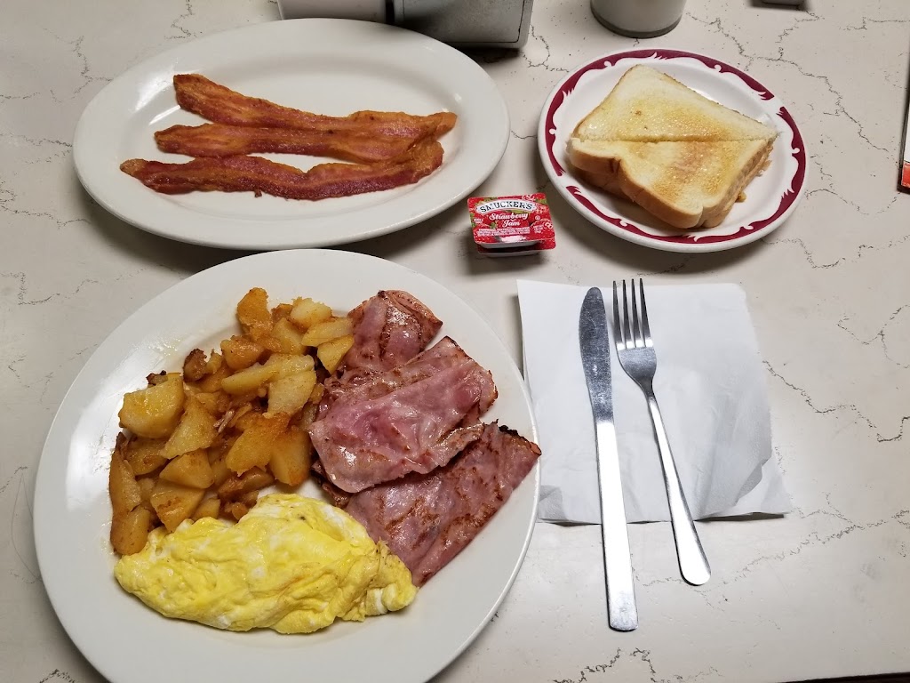 Turon King | 13 W Main St, Bergenfield, NJ 07621, USA | Phone: (201) 387-9849