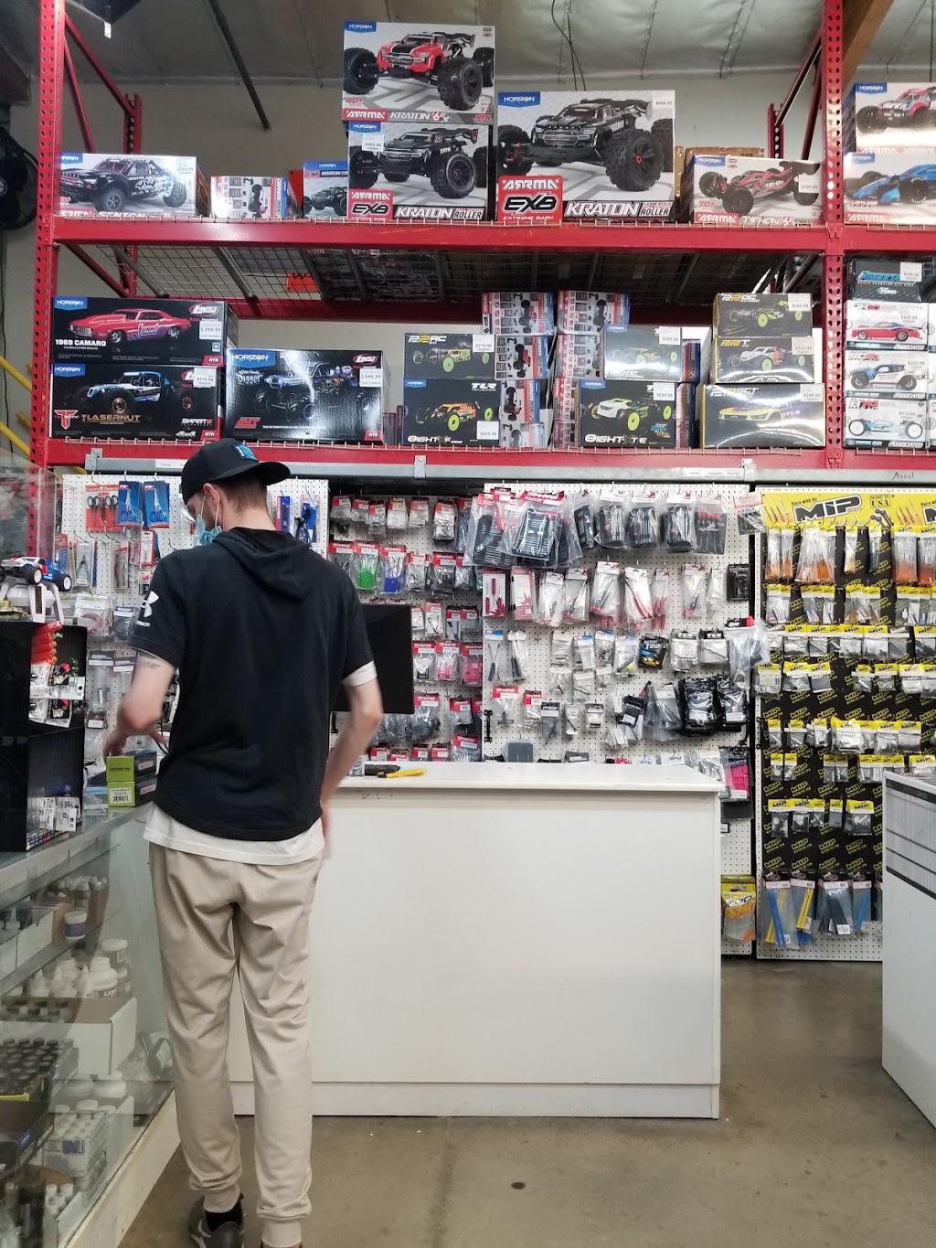 Tonys Hobbies & Toys | 925 Baldwin Park Blvd, Baldwin Park, CA 91706, USA | Phone: (626) 337-3000