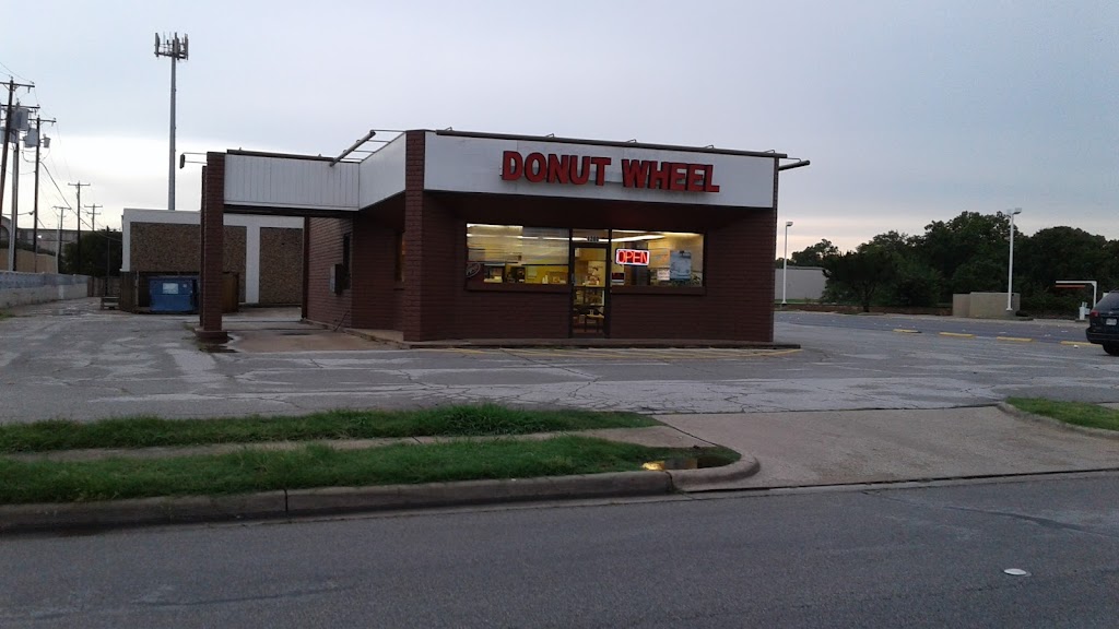 Donut Wheel | 1200 W Pipeline Rd, Hurst, TX 76053, USA | Phone: (817) 595-3462