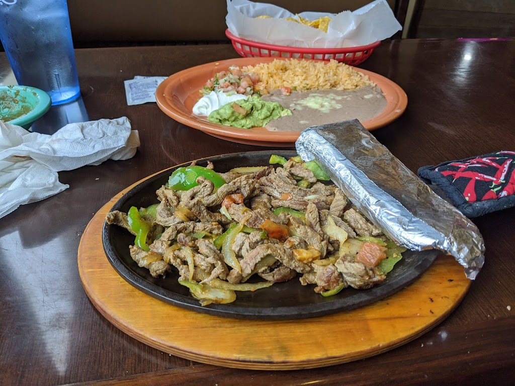 El Mezon - Mexican Restaurant | 140 Salt Lick Rd, St Peters, MO 63376, USA | Phone: (636) 278-2121