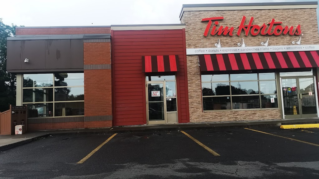 Tim Hortons | 212 Welland Ave, St. Catharines, ON L2R 2P2, Canada | Phone: (905) 682-4129