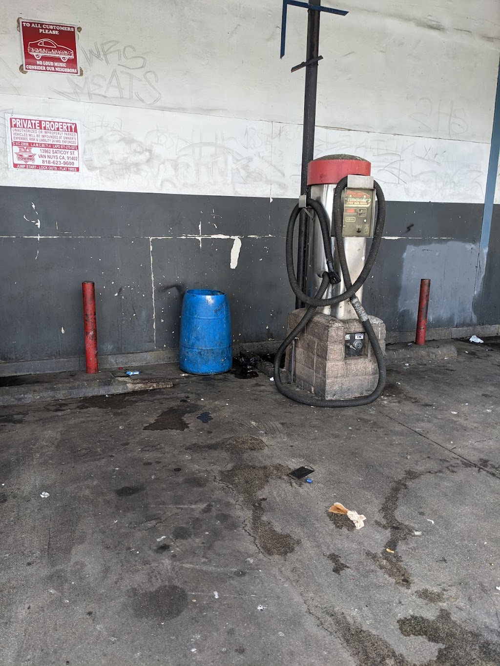 Buena Vista Self Service Carwash | 6809 Laurel Canyon Blvd, North Hollywood, CA 91605, USA | Phone: (818) 887-9853