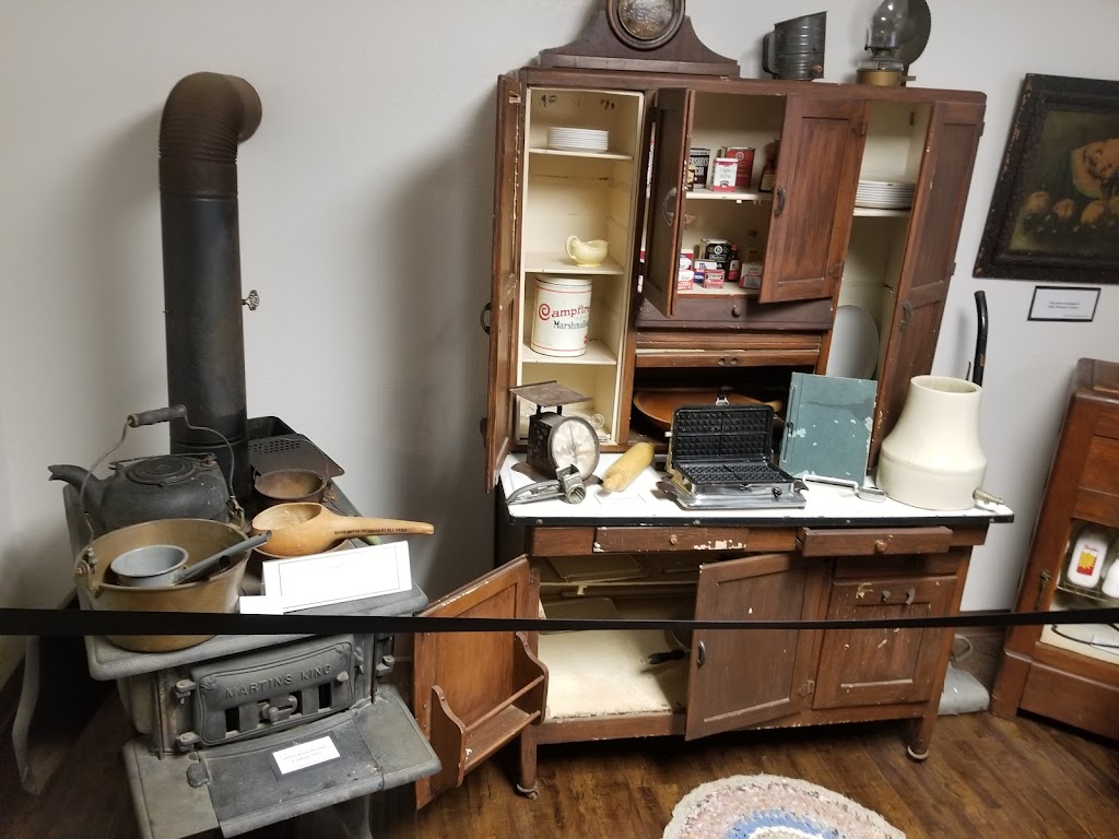 Euless Heritage Museum | 201 Cullum Dr, Euless, TX 76040 | Phone: (817) 685-1649