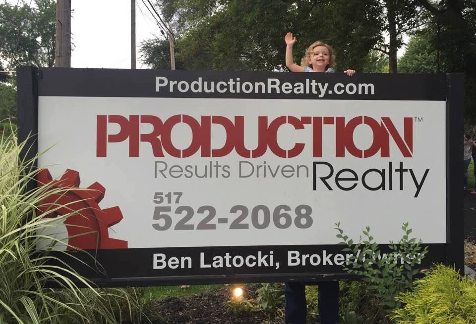 Production Realty Grass Lake | 230 E Michigan Ave, Grass Lake, MI 49240, USA | Phone: (517) 522-2068