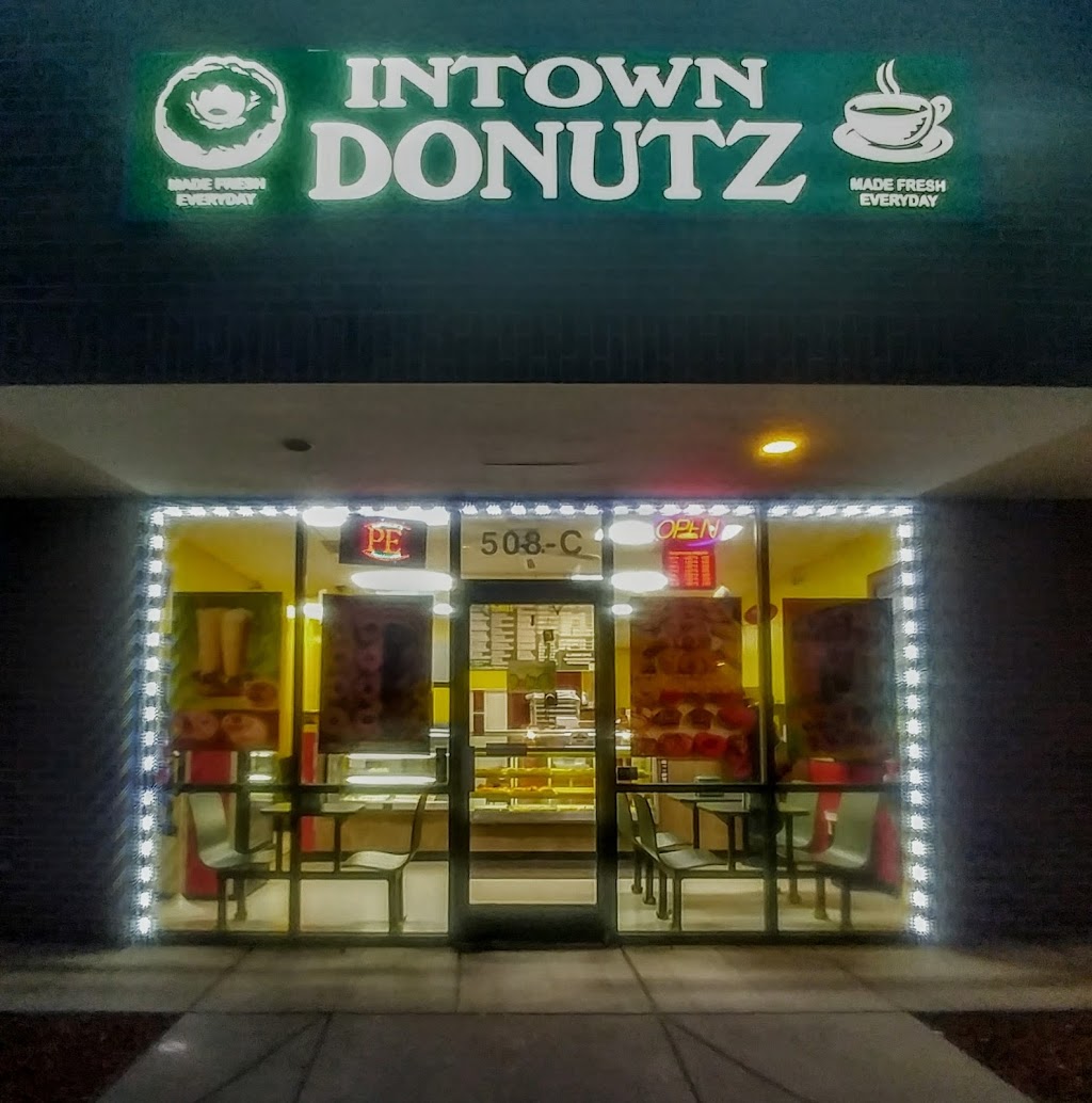 Intown Donutz | 508 E Mountain St, Kernersville, NC 27284, USA | Phone: (336) 992-7707