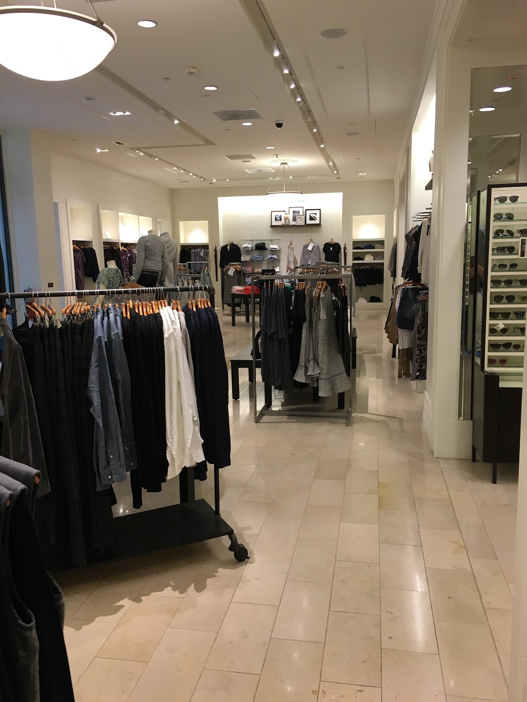 Banana Republic | 27434 Novi Rd Space #B223, Novi, MI 48377, USA | Phone: (248) 344-4060