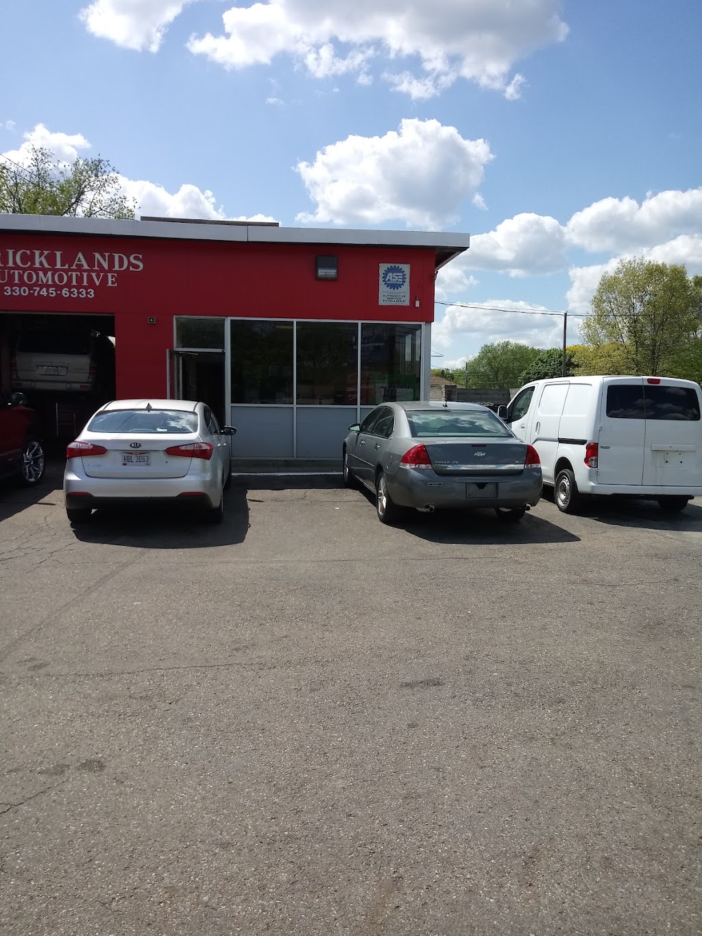 Stricklands Automotive | 2110 East Ave, Akron, OH 44314 | Phone: (330) 745-6333