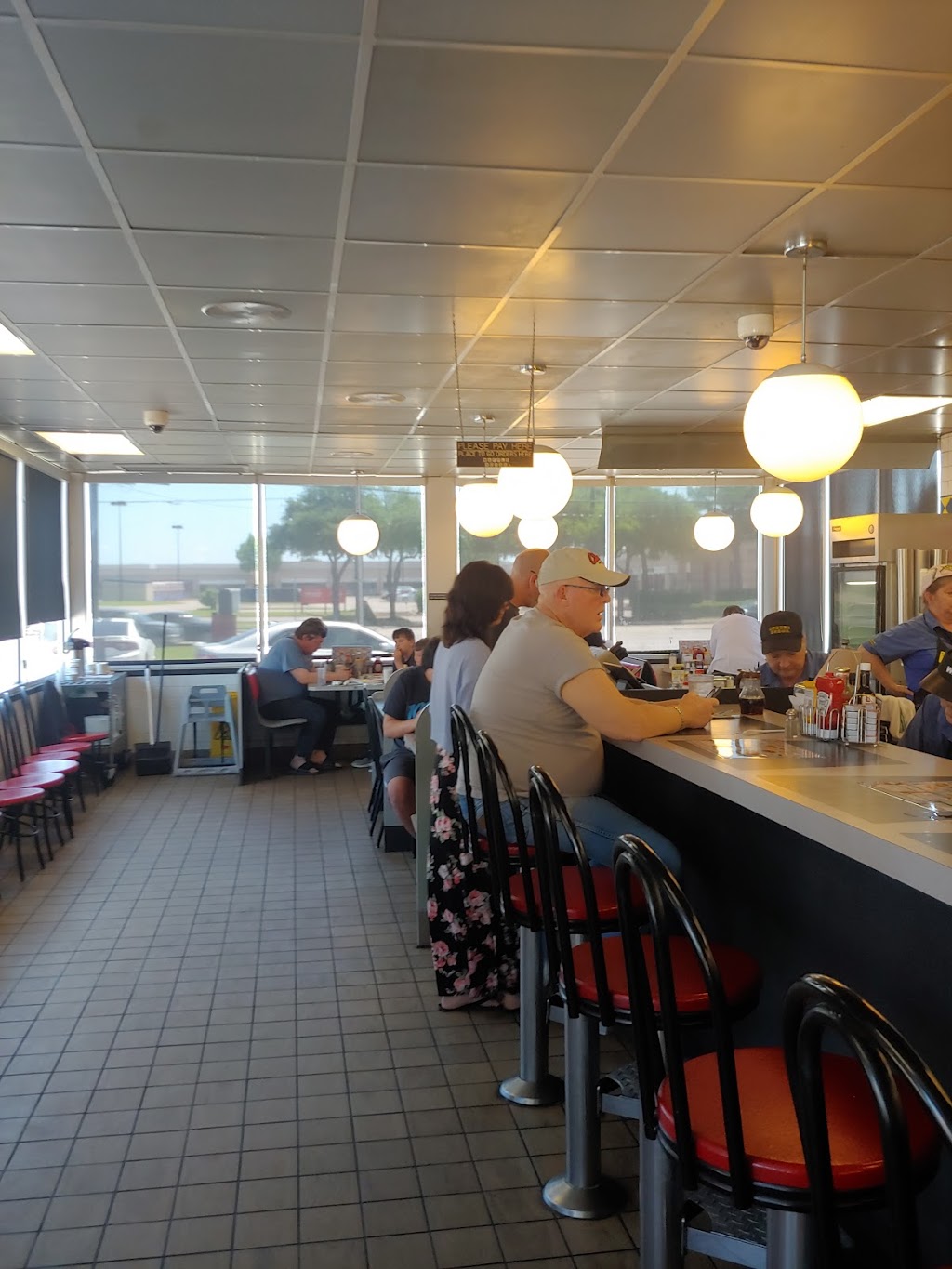 Waffle House | 613 Jupiter Rd, Plano, TX 75074, USA | Phone: (972) 633-0234