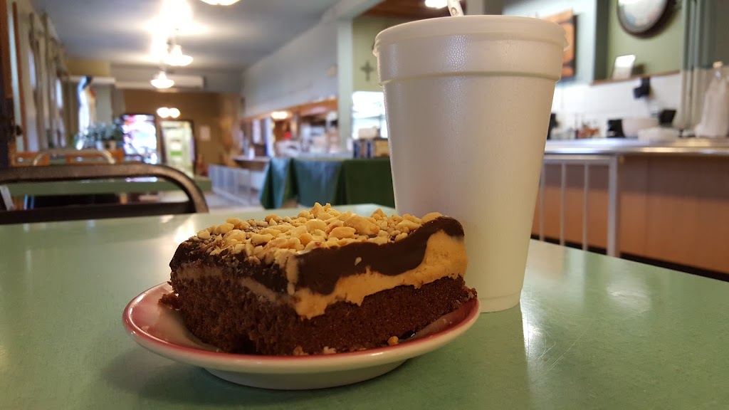 Holy Hill Cafe | 1525 Carmel Rd, Hubertus, WI 53033, USA | Phone: (262) 628-4417