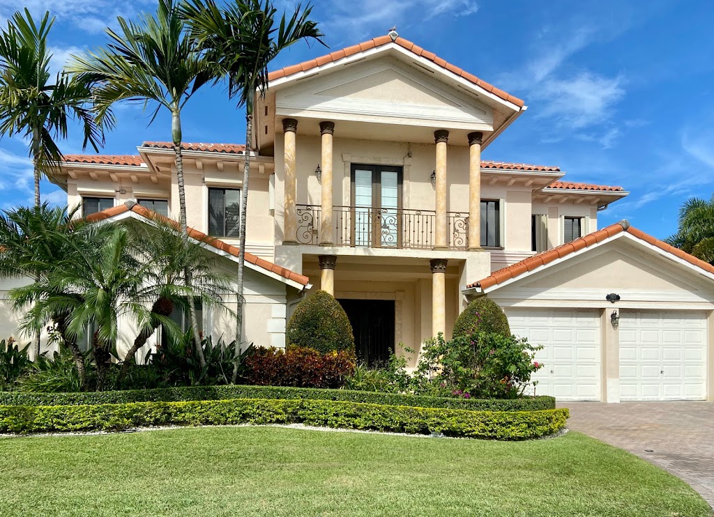 Cutler Cay Homes | 19500 SW 80th Ct, Cutler Bay, FL 33157, USA | Phone: (786) 208-9048