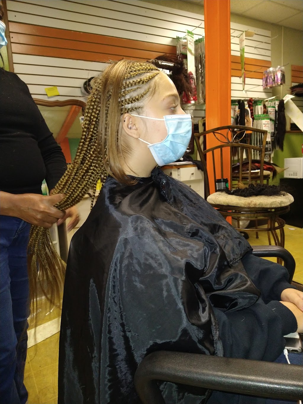 Marie African Hair Braiding | 2700 E Central Ave, Wichita, KS 67214, USA | Phone: (316) 284-7285