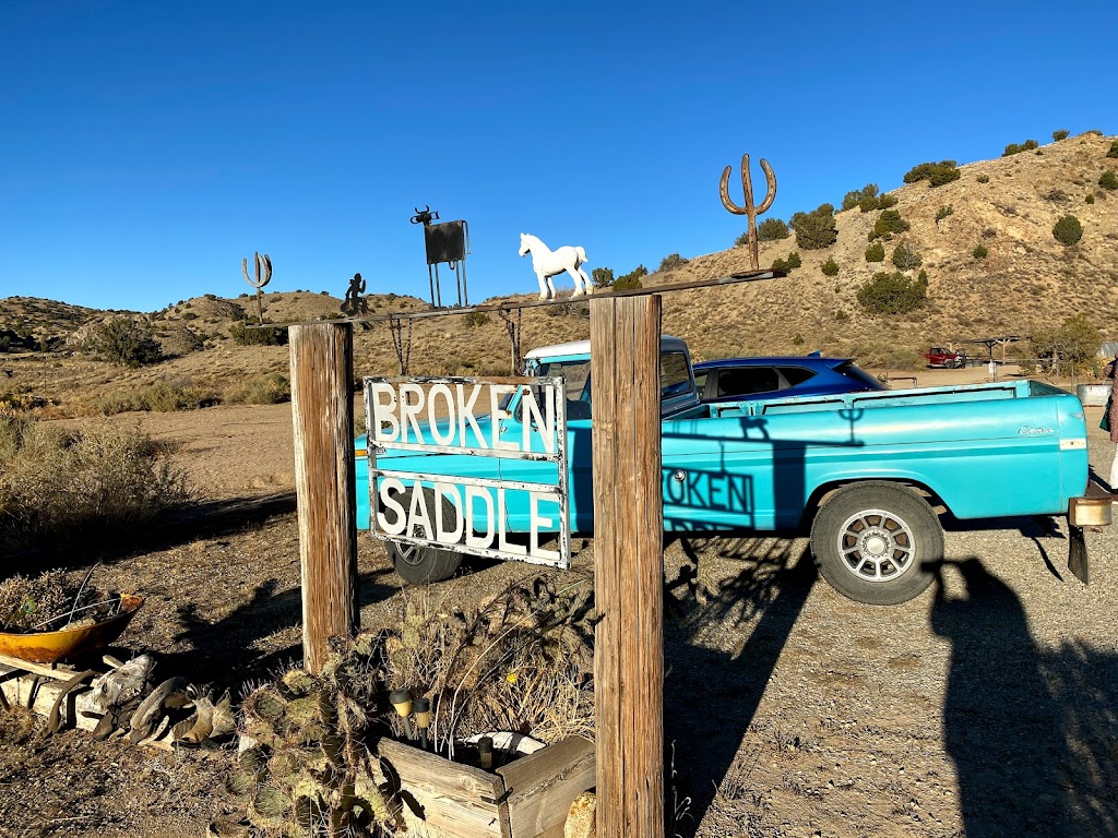 Broken Saddle Riding Co | 26 Vicksville Rd, Los Cerrillos, NM 87010, USA | Phone: (505) 424-7774