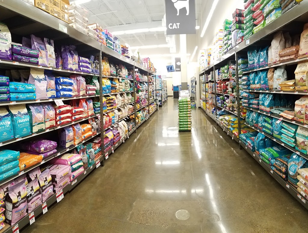 Pet Supplies Plus - Vadnais Heights, MN | 955 Co Rd E East, Vadnais Heights, MN 55127, USA | Phone: (651) 484-9616