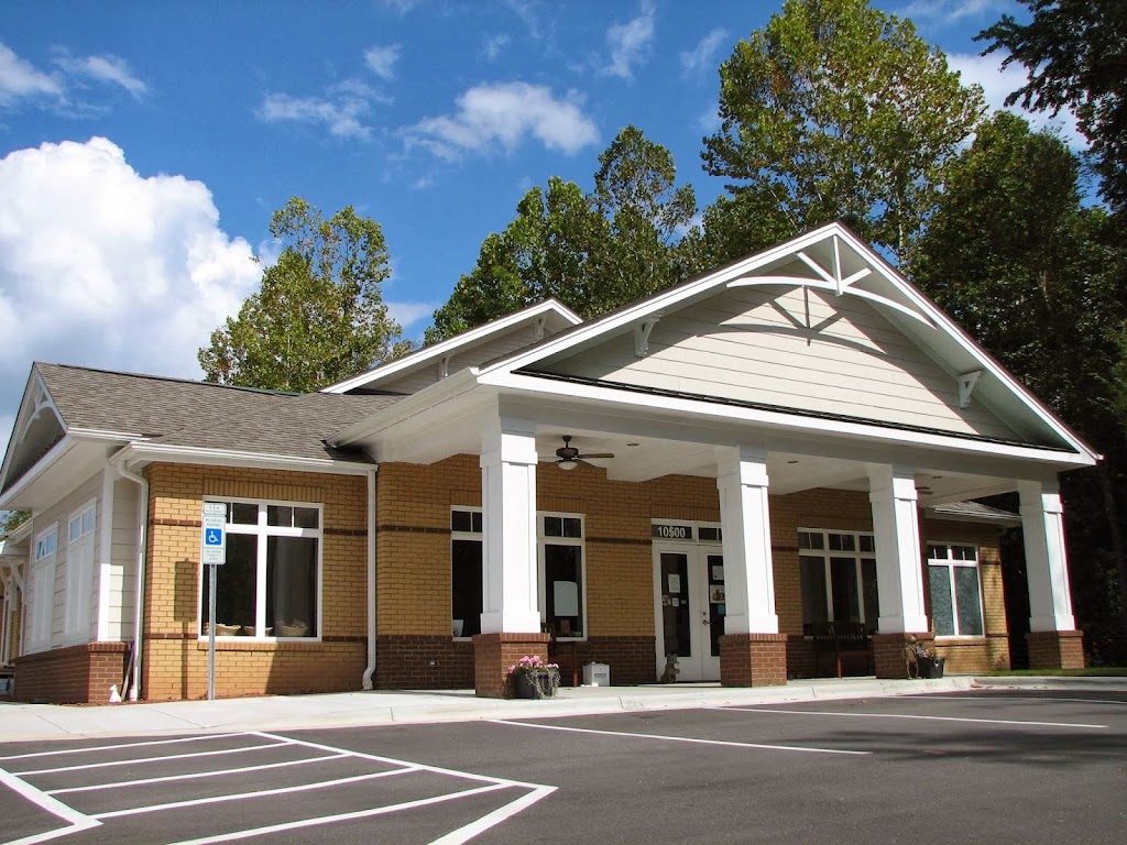 Animal Hospital at Brier Creek | 10500 Little Brier Creek Ln, Raleigh, NC 27617, USA | Phone: (919) 544-2226