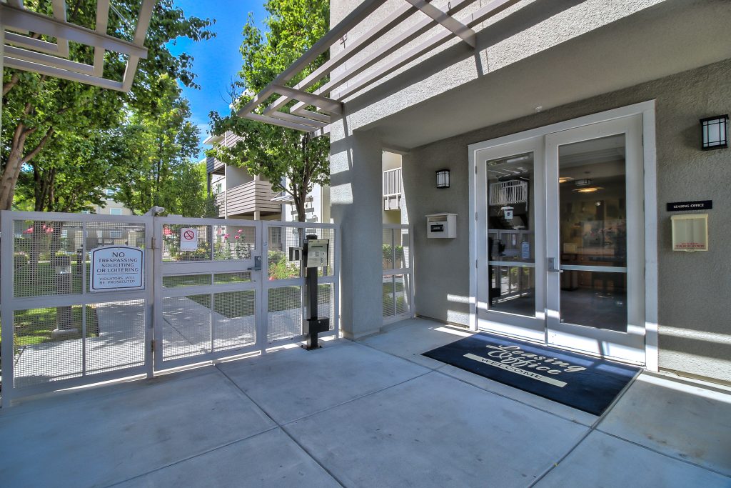 Buckingham Place Apartments | 30 Buckingham Dr, Santa Clara, CA 95051, USA | Phone: (408) 243-7368