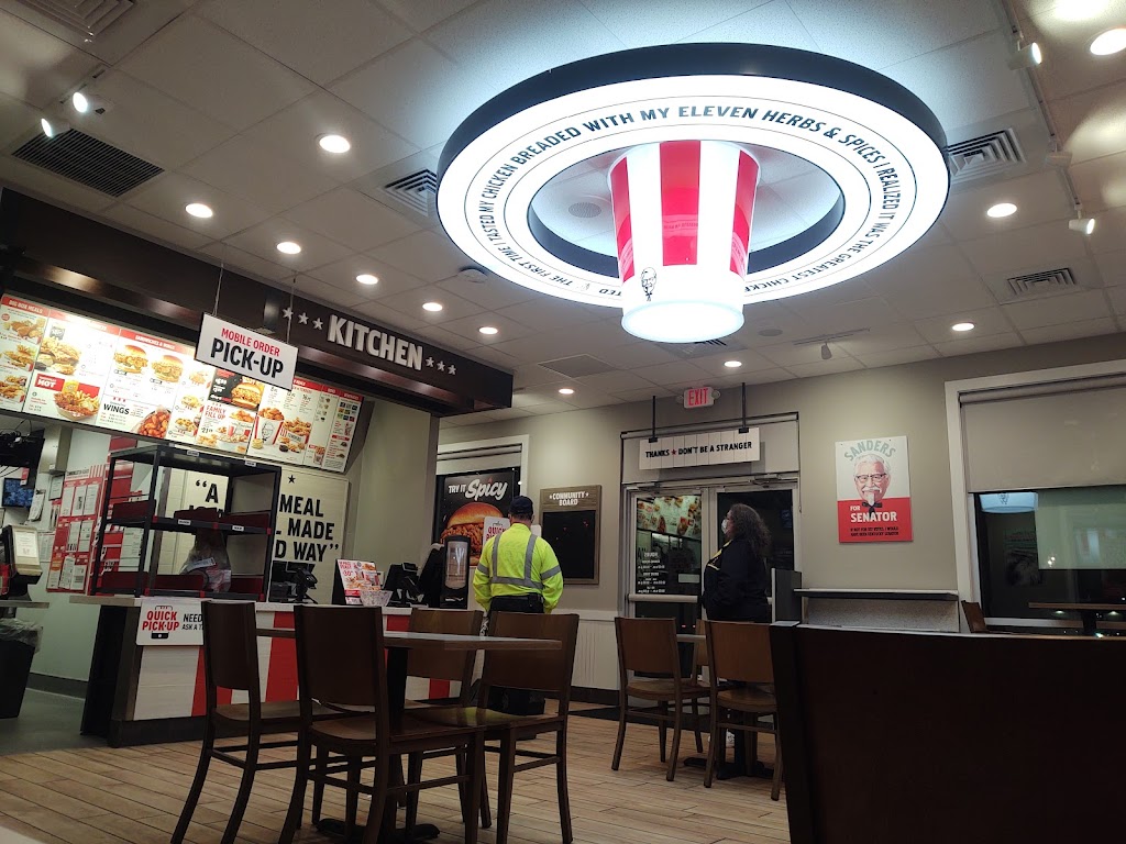 KFC | 462 N Broadway, Pennsville Township, NJ 08070, USA | Phone: (856) 628-6814